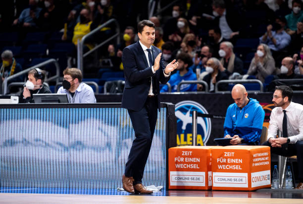 级球员和低 级球员和低