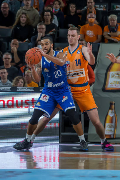 中国男篮与 中国男篮与